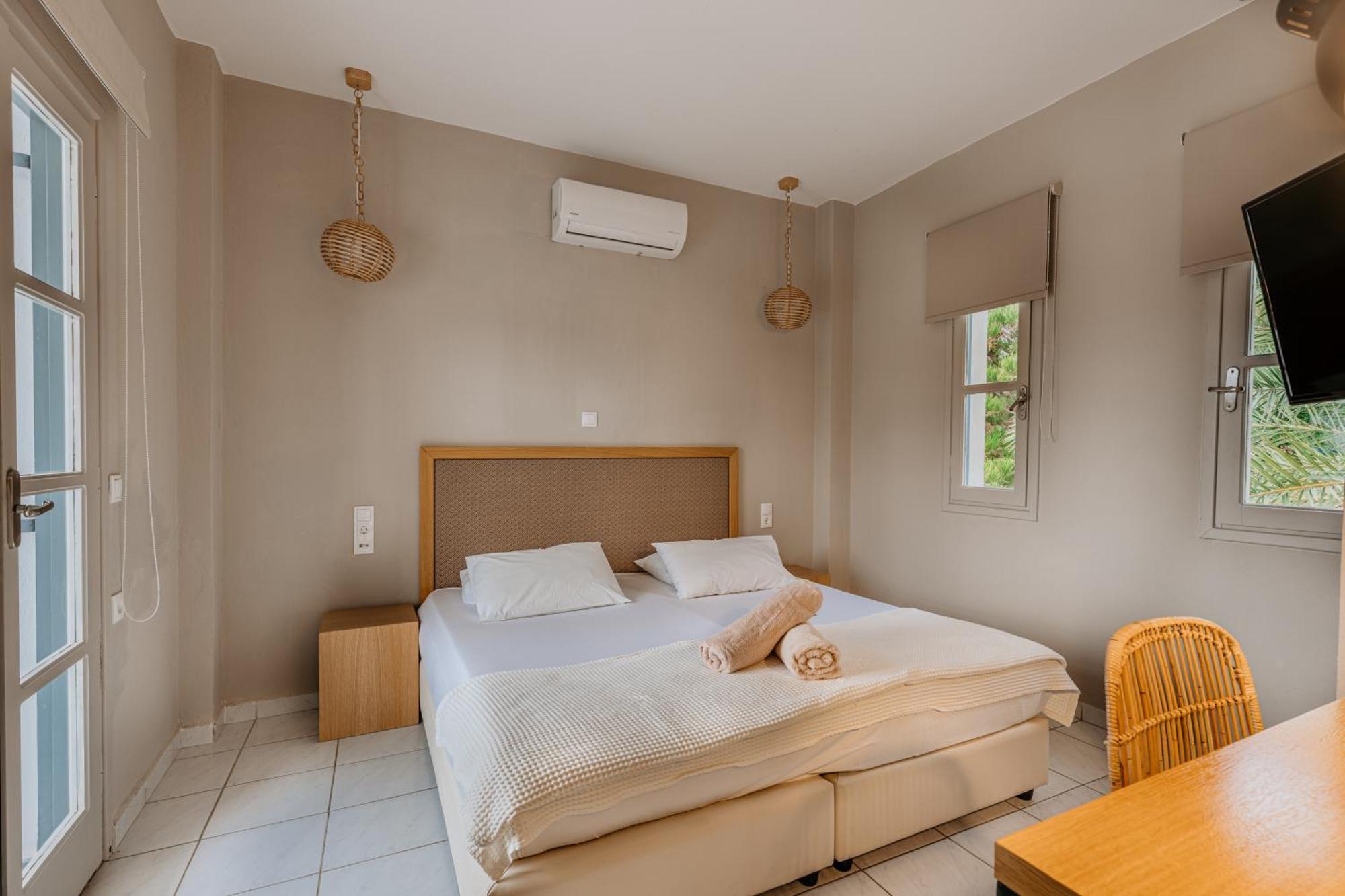 Iphigenia Mythic Retreat Apartment แอร์ซอนิสซอส ภายนอก รูปภาพ
