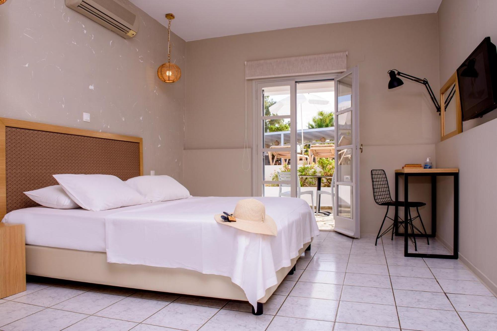 Iphigenia Mythic Retreat Apartment แอร์ซอนิสซอส ภายนอก รูปภาพ